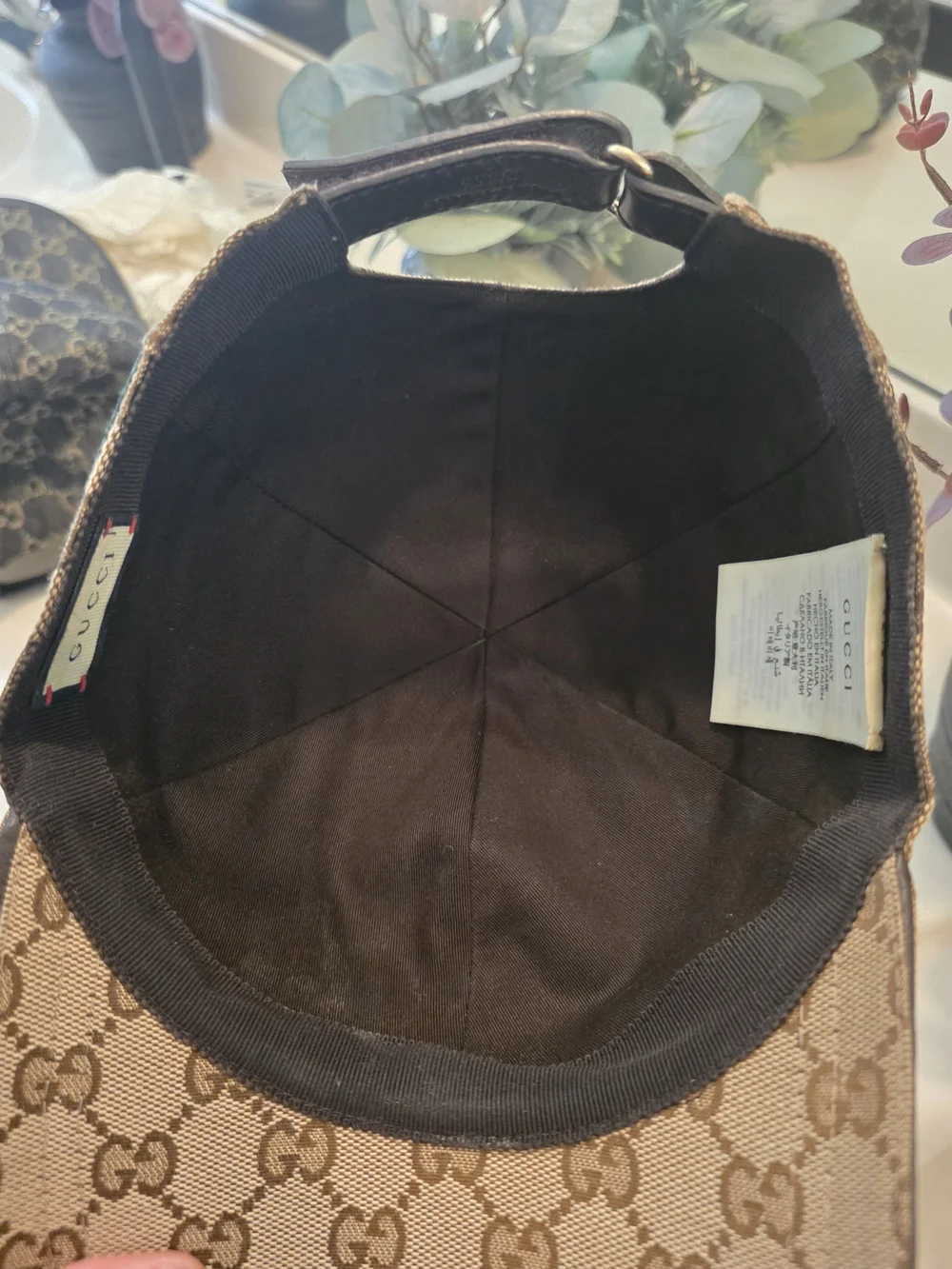 Gucci beige monogram